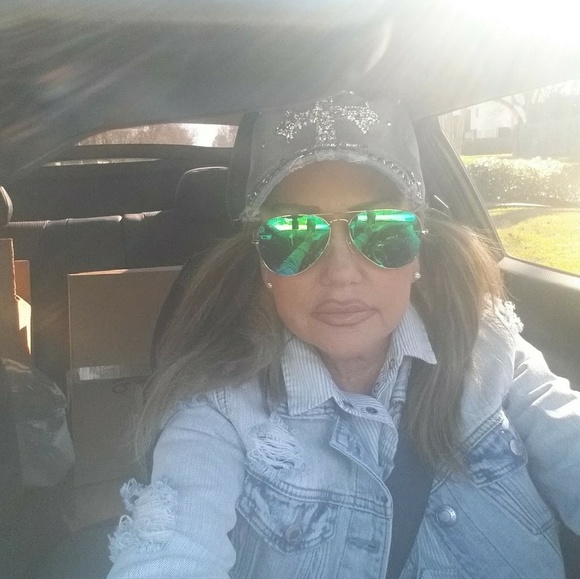 SOLD OUT. - Picture 5 of 6